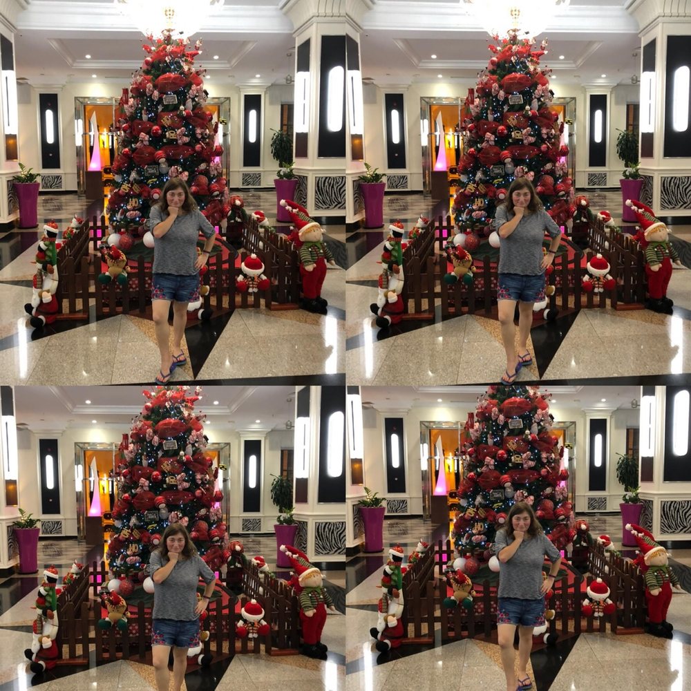 Meet your Posher, Dania